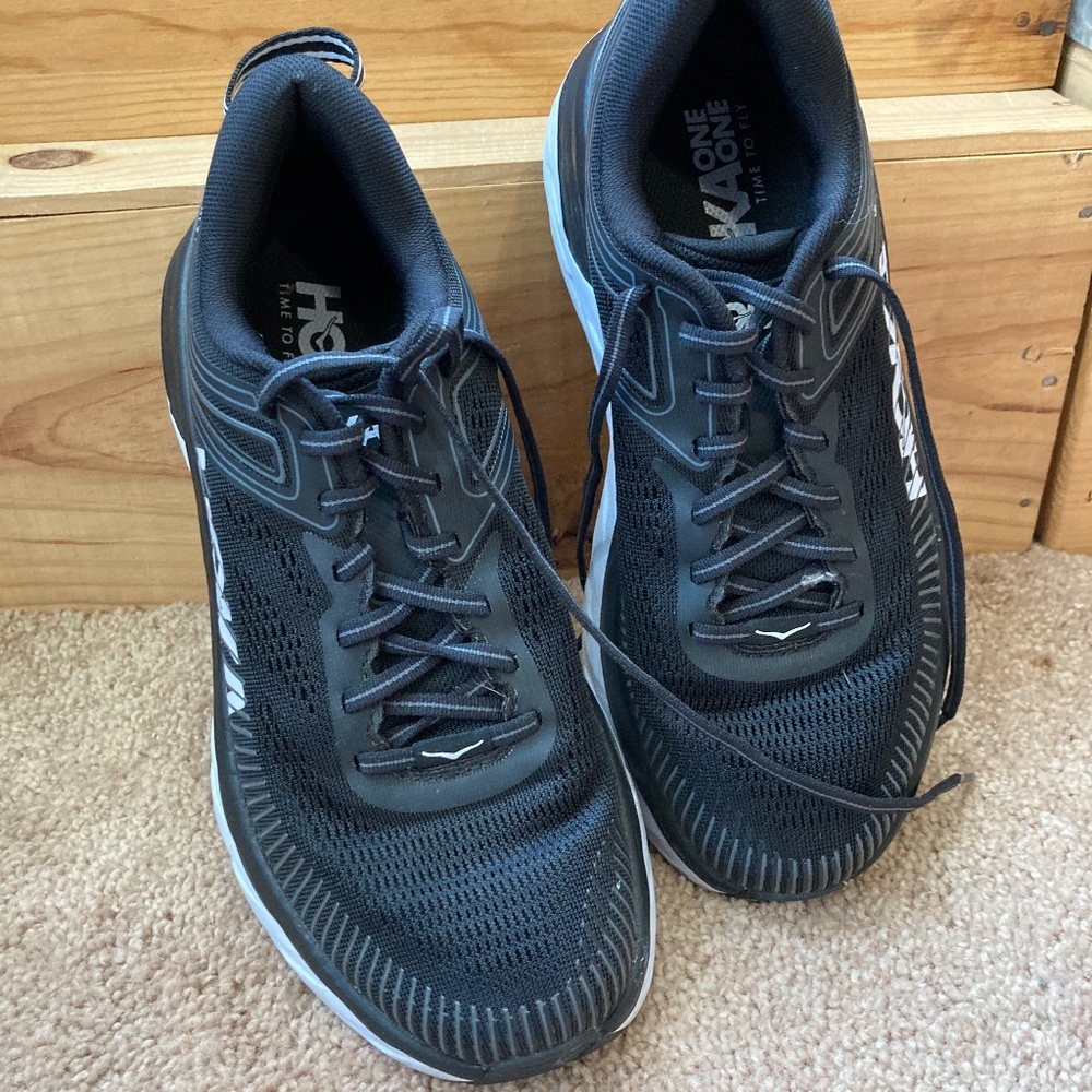 Hoka One One Bondi 7